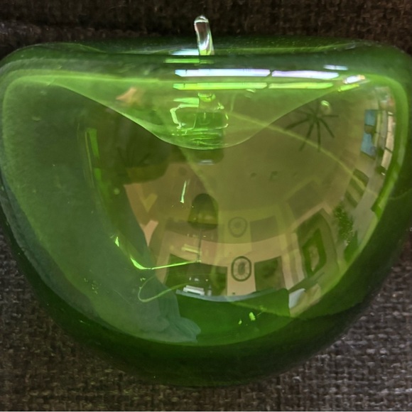 Set Of 2 Vintage Hand Blown Green Art Glass Apple Sculpture Figurine 3.5” - Picture 8 of 9